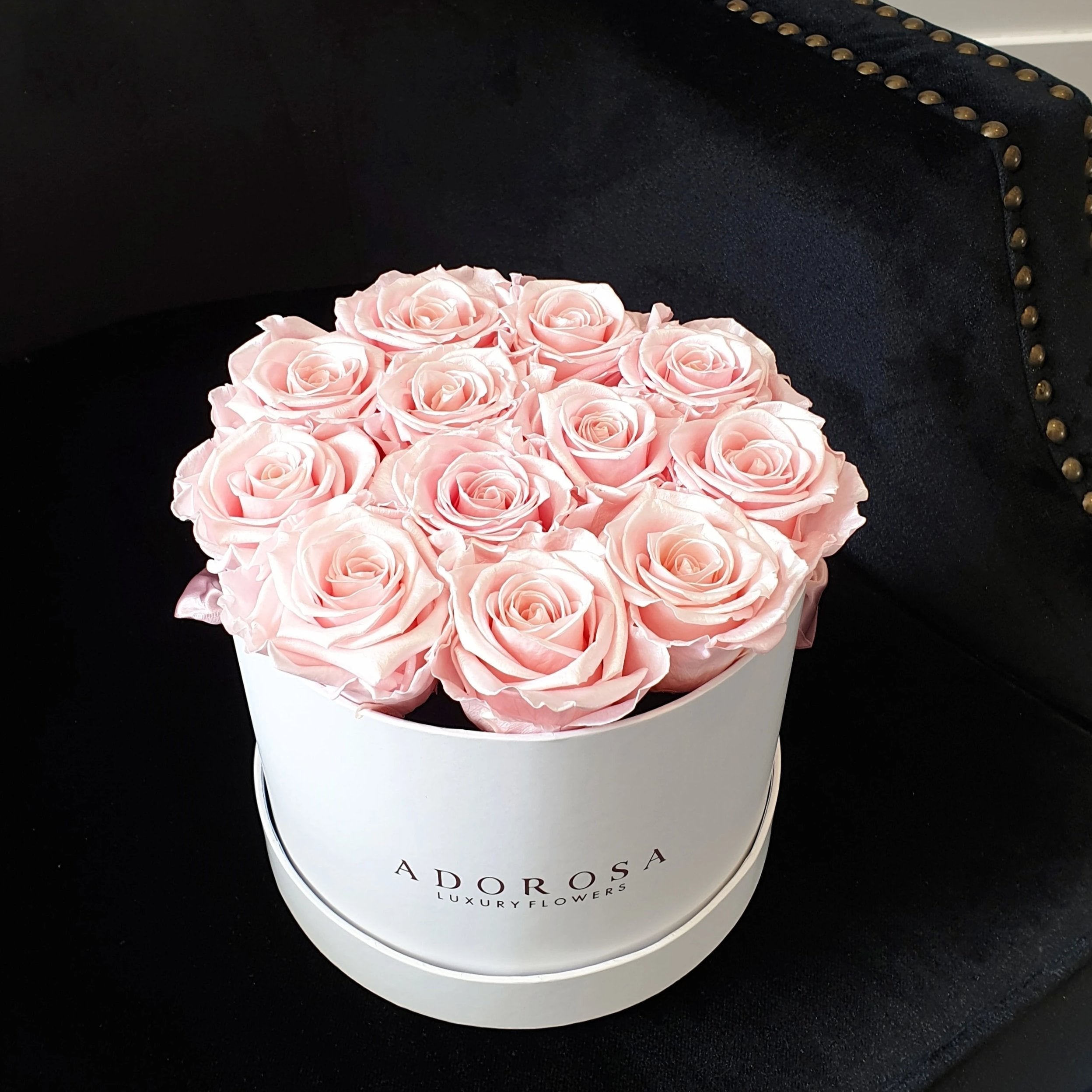 long lasting roses, metallic roses, pink roses, rose box delivery sydney, luxury rose box